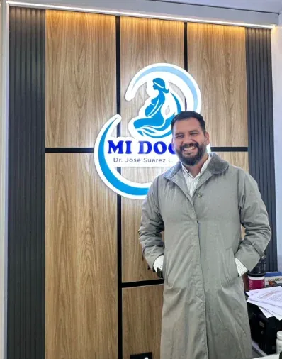 Dr. Julio Avilés Chica